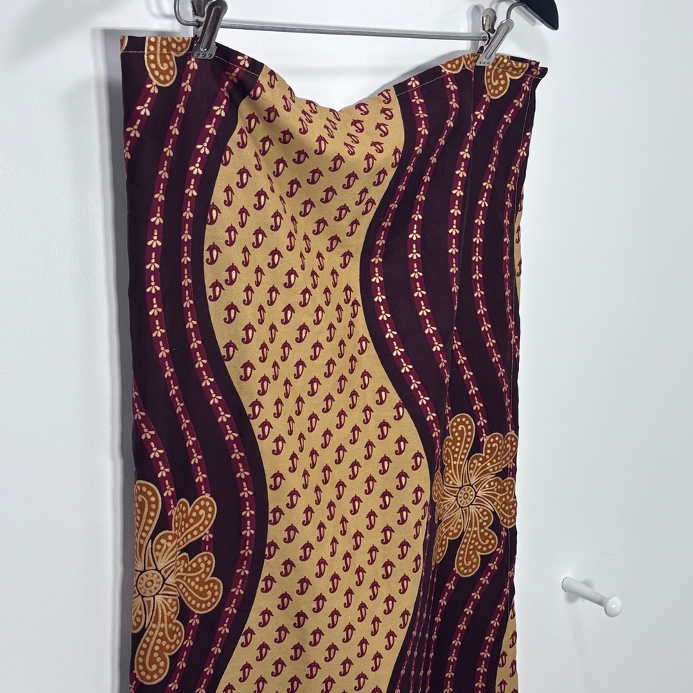 Darn Good Furoshiki Wrap with Bold Pattern